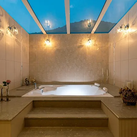 Villa Ralu Elite *